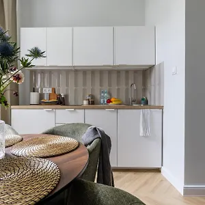 https://kameralne-mieszkanie-w-centrum-sopotu.sopothotels.com